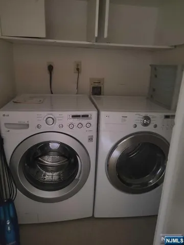 $4,100 | 10 Peabody Court, Unit 1010, Teaneck, NJ 07666