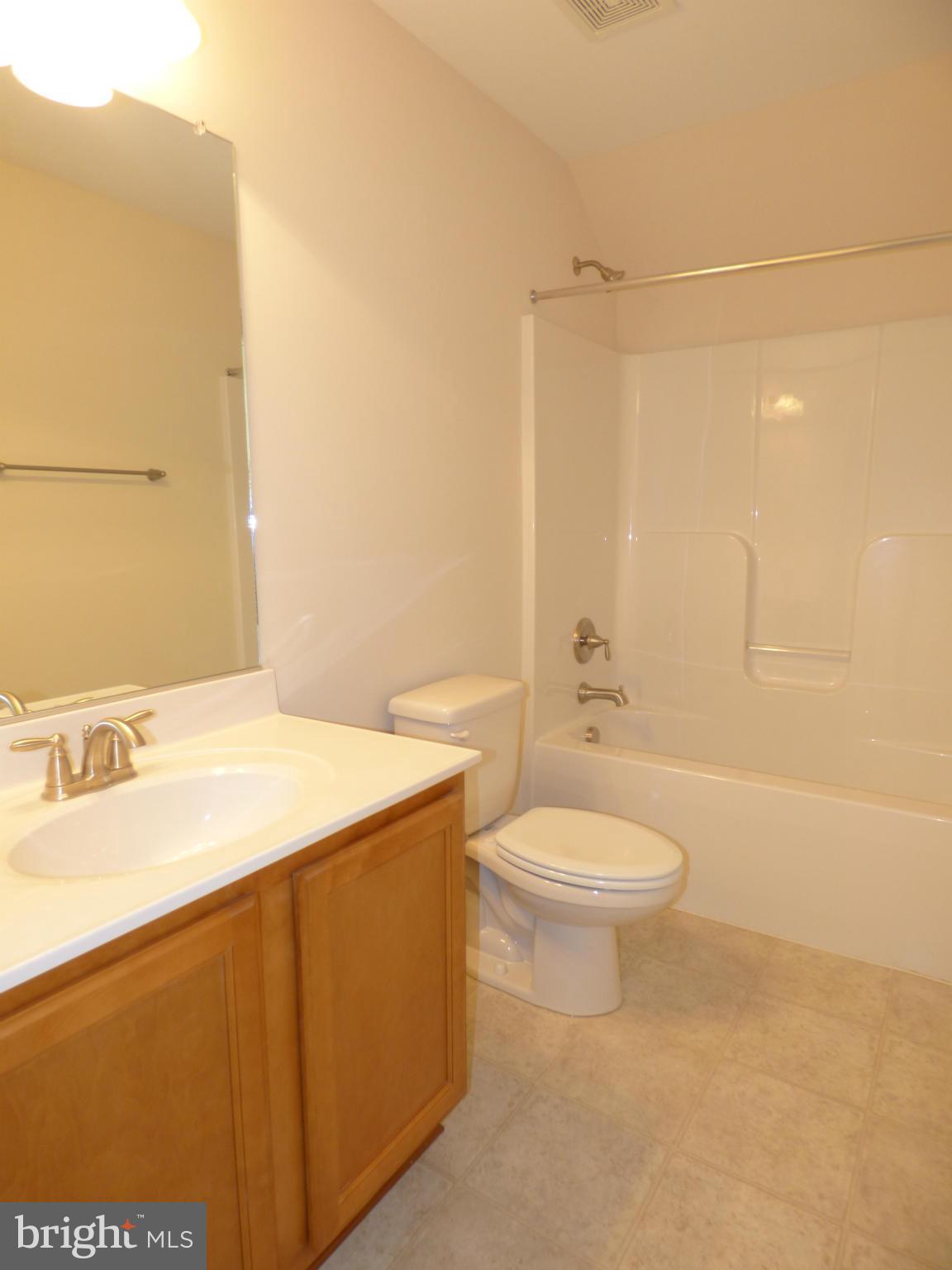 25 Harrell Road Fredericksburg, VA 22405 - Photo 21 of 29 Hall Bath