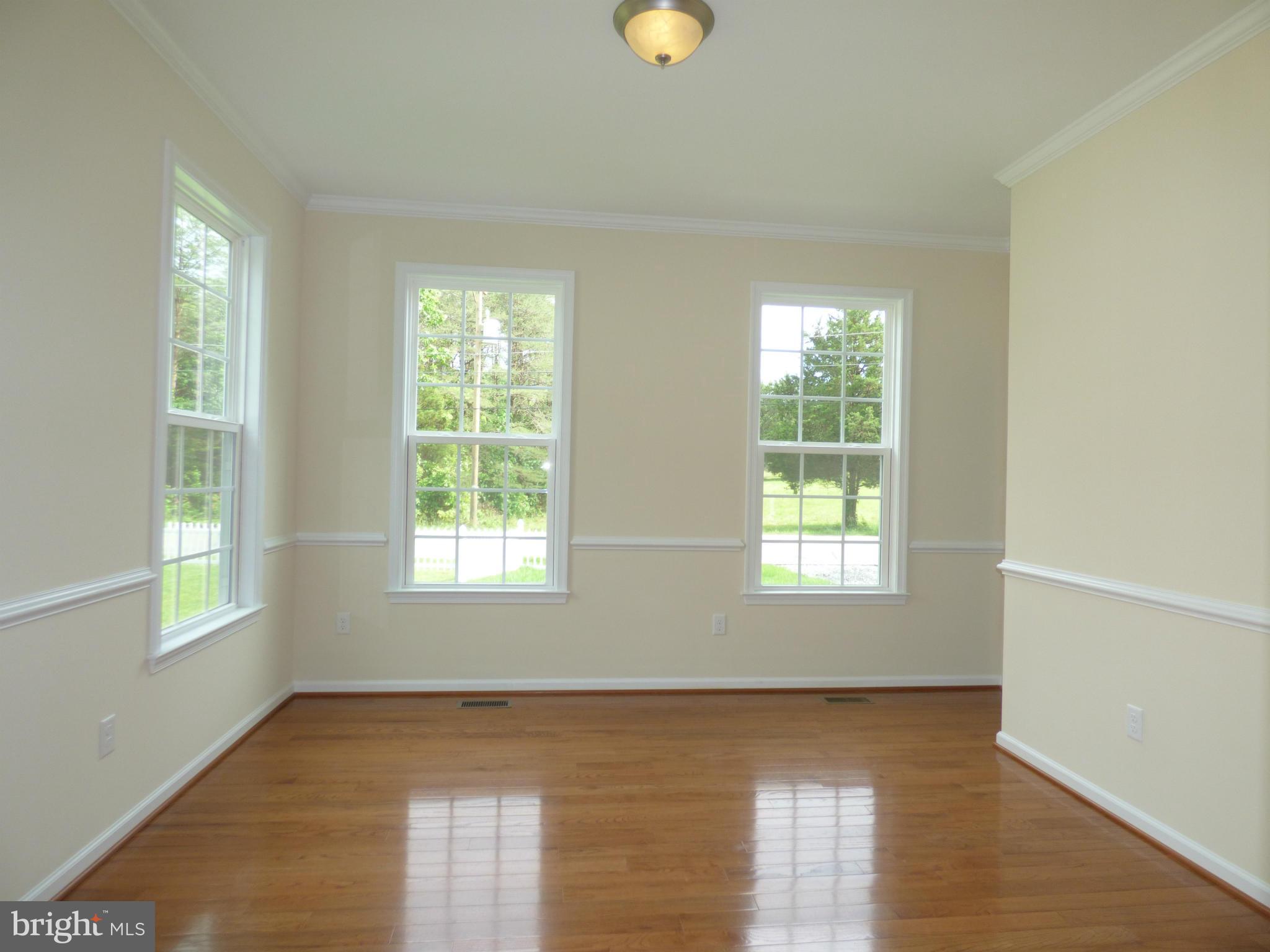 25 Harrell Road Fredericksburg, VA 22405 - Photo 9 of 29 Dining Room