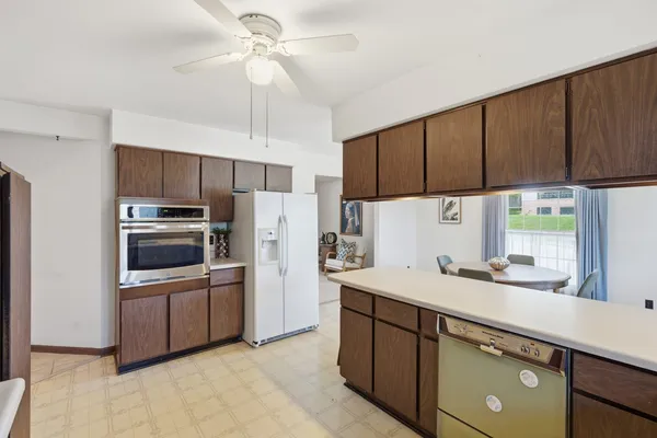 $234,500 | 1918 West Garfield Street, Davenport, IA 52804