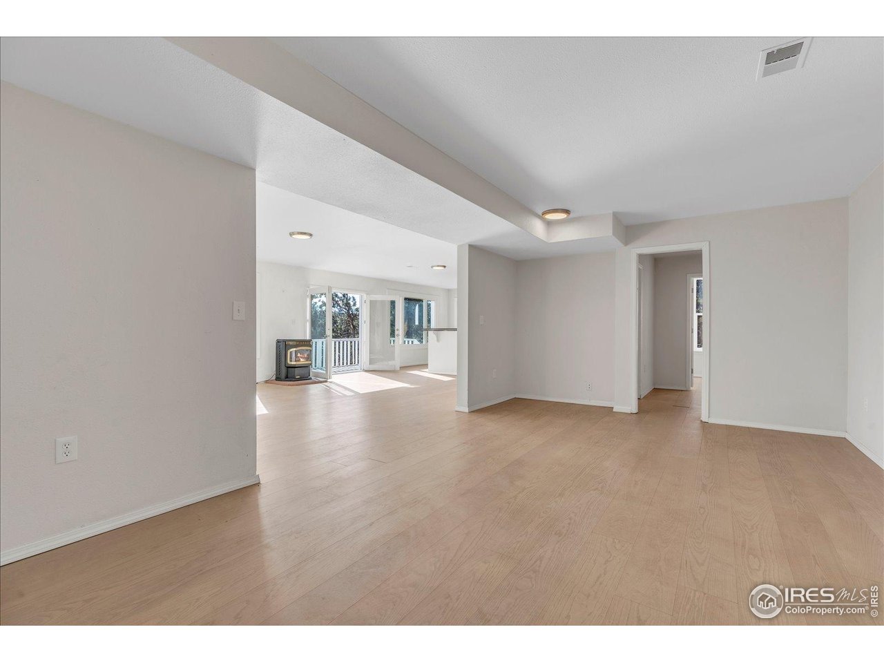 148 Hickok Trail Ward, CO 80481 - Photo 12 of 35 main floor