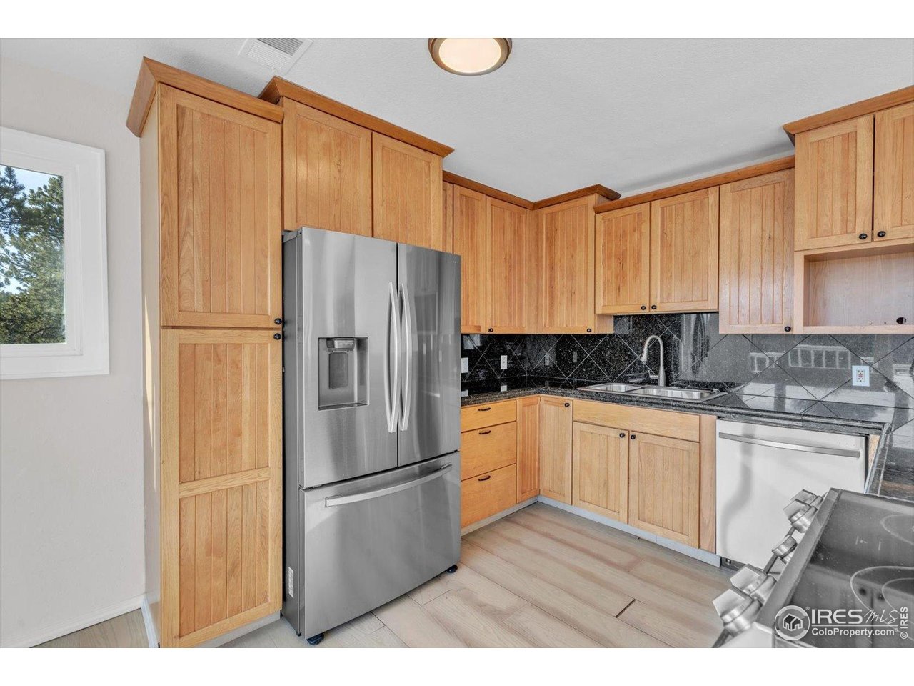 148 Hickok Trail Ward, CO 80481 - Photo 7 of 35