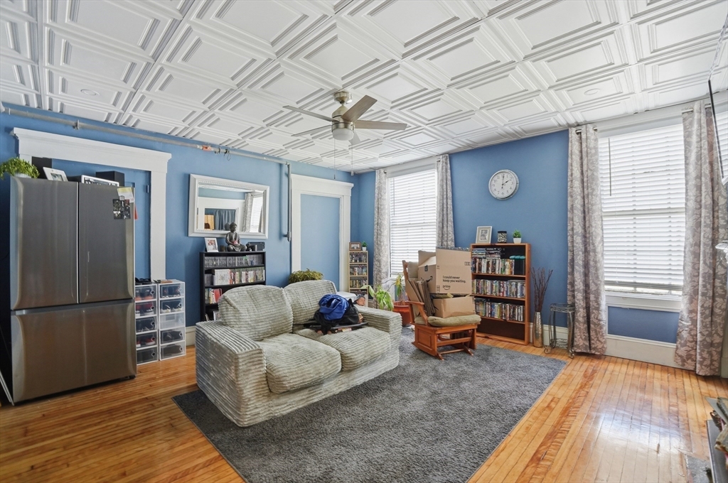 556 High Street Fall River, MA 02720 - Photo 17 of 36