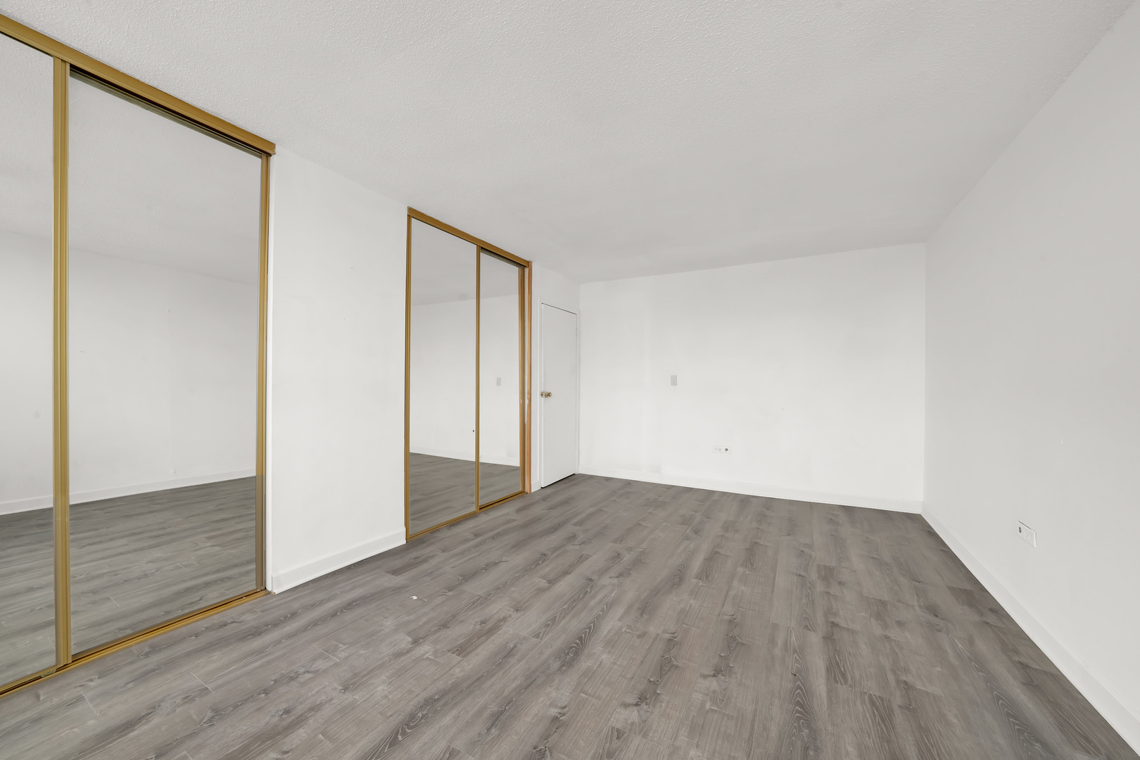 8801 West Golf Road, Unit 10C Niles, IL 60714 - Photo 3 of 13 Gallery Image 3