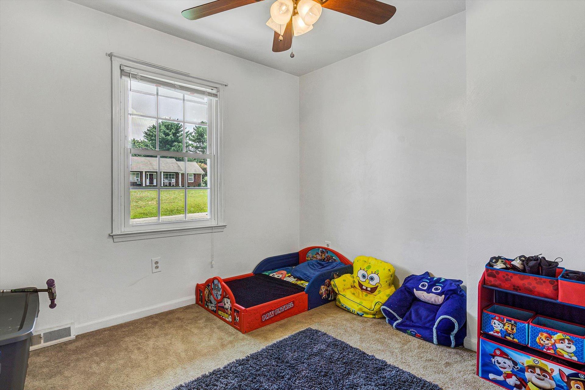 5119 Springer Road Northeast Roanoke, VA 24012 - Photo 21 of 39 21-080220210075