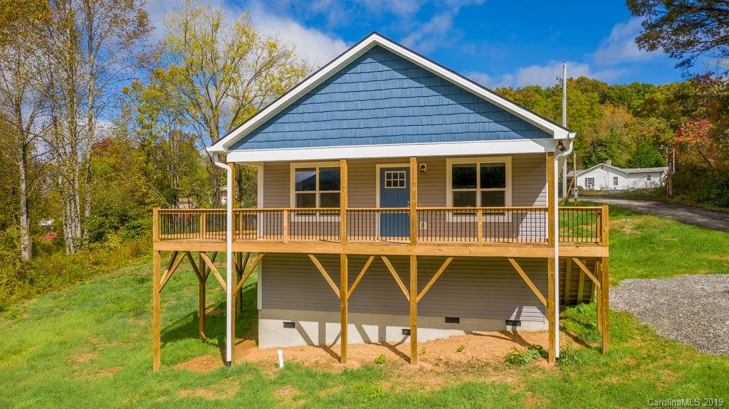 121 Craven Road Waynesville, NC 28786 - Photo 1 of 20 Gallery Image 1