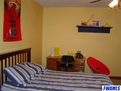 5714 Hollopeter Road Leo, IN 46765 - Photo 9 of 11