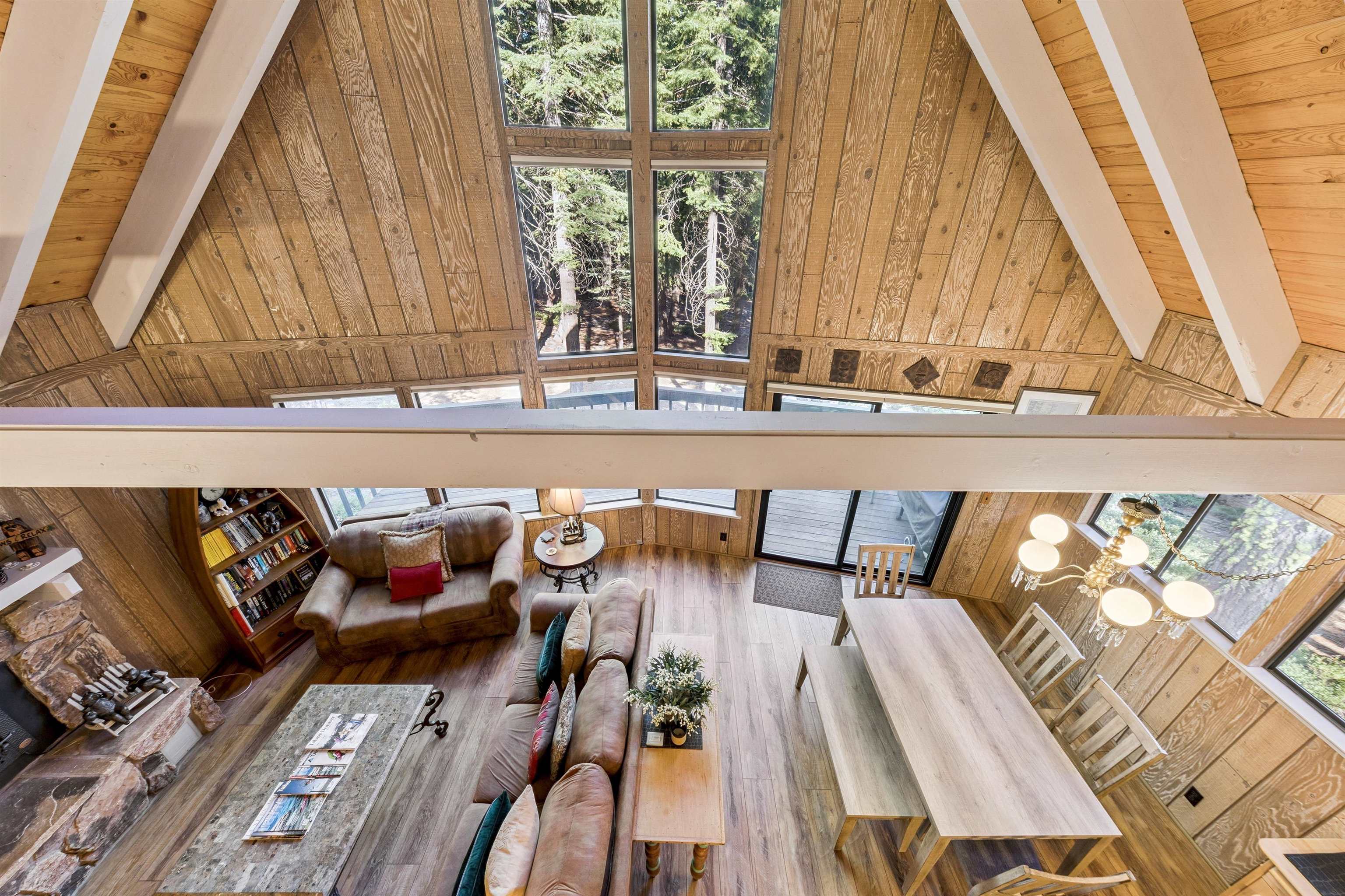 11933 Chamonix Road Truckee, CA 96161 - Photo 20 of 27