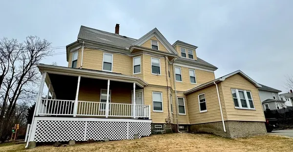 $2,350 | 166 Kendrick Avenue, Unit 2, Quincy, MA 02169