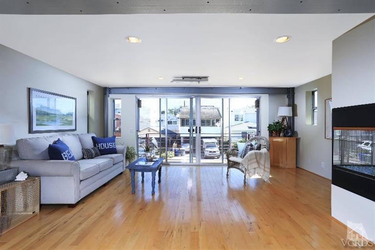 369 Cahuenga Drive Oxnard, CA 93035 - Photo 13 of 22 Additional Photo