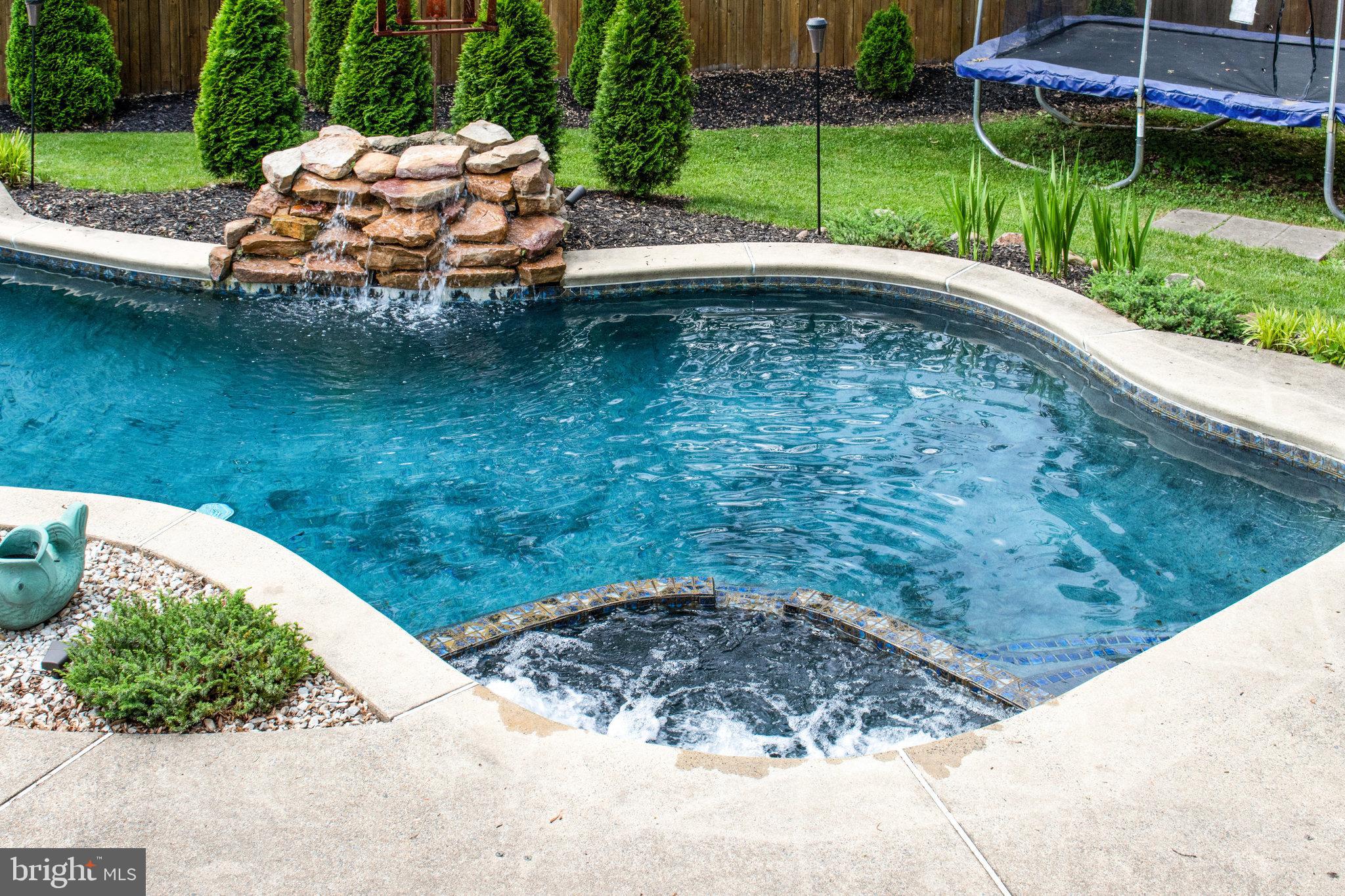 100 Battle Street Southeast Vienna, VA 22180 - Photo 64 of 88 Stunning Pool with Jacuzzi