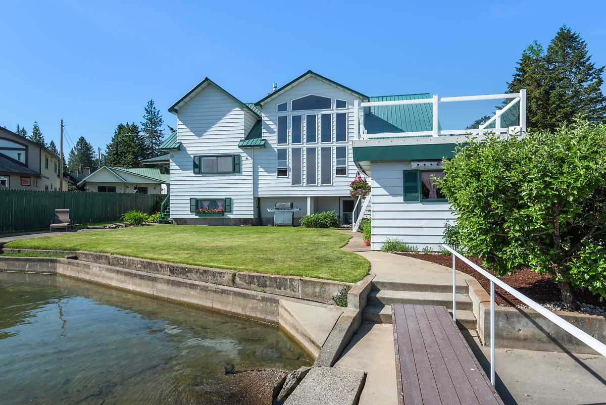 173 Elu Beach Road Newport, WA 99156 - Photo 1 of 20 Gallery Image 1