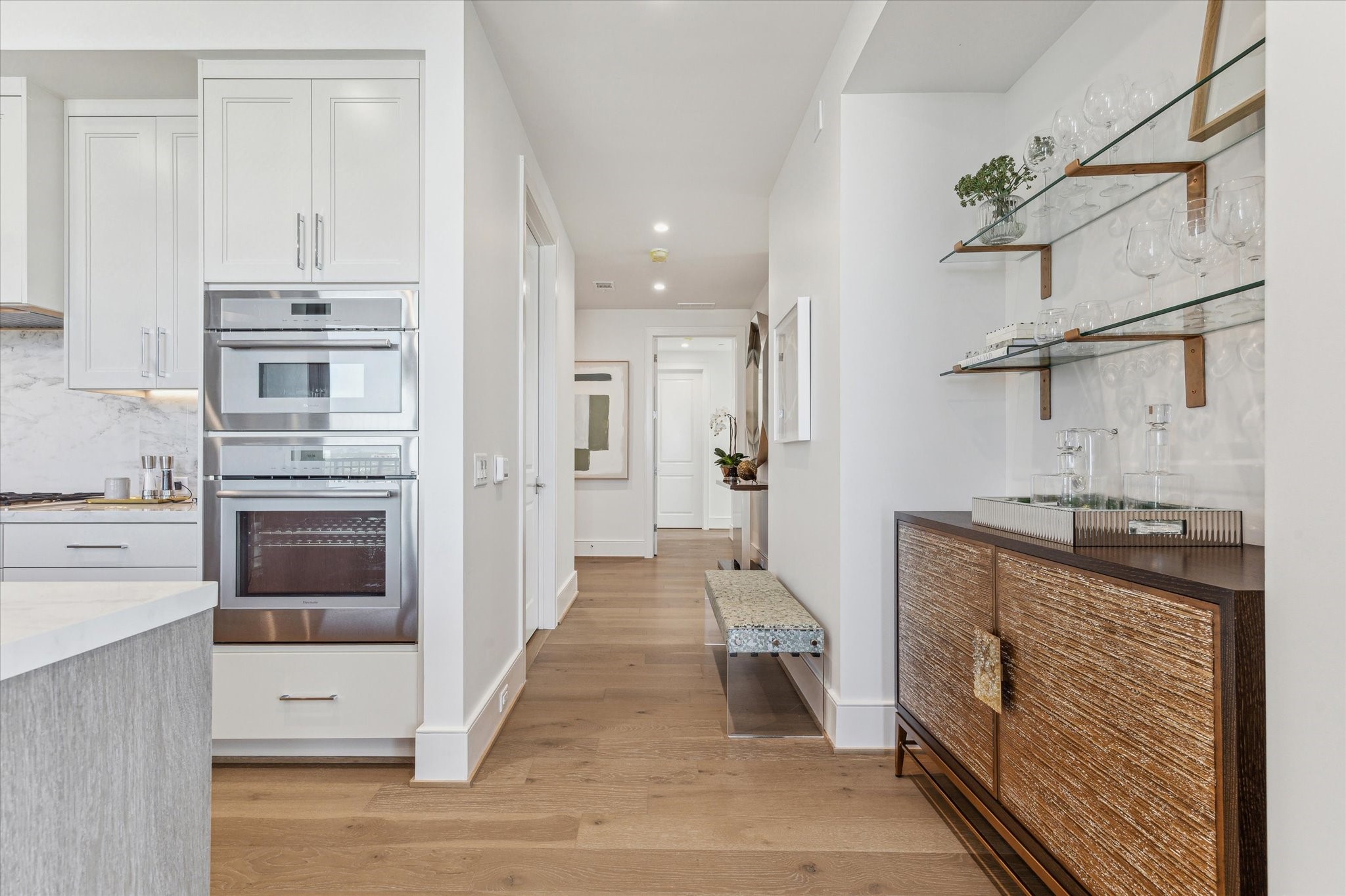 5656 San Felipe Street, Unit 1205 Houston, TX 77056 - Photo 30 of 45 a kitchen with stainless steel appliances granite countertop a stove and a refrigerator