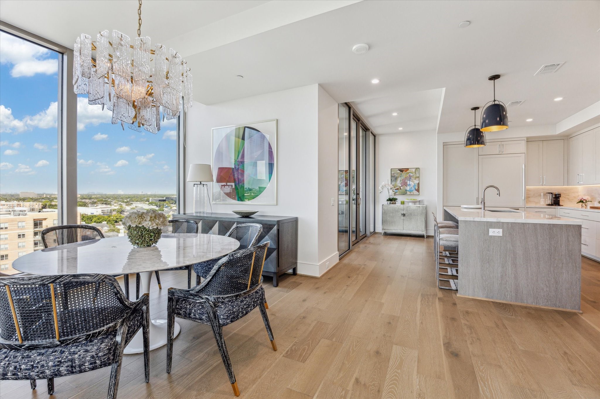 5656 San Felipe Street, Unit 1205 Houston, TX 77056 - Photo 18 of 45 a dining room with furniture and window