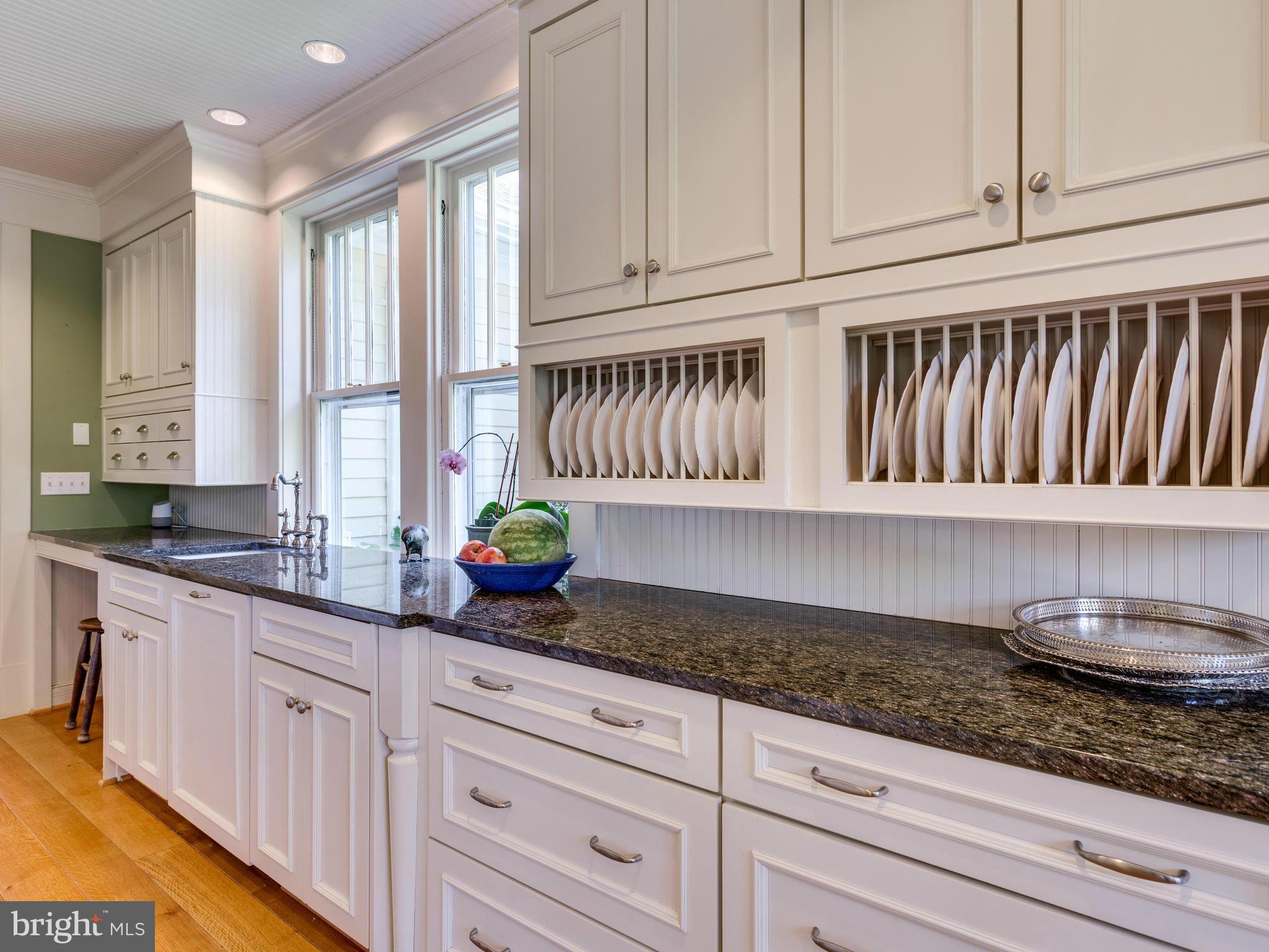 2776 Chain Bridge Road Vienna, VA 22181 - Photo 11 of 30 Kitchen