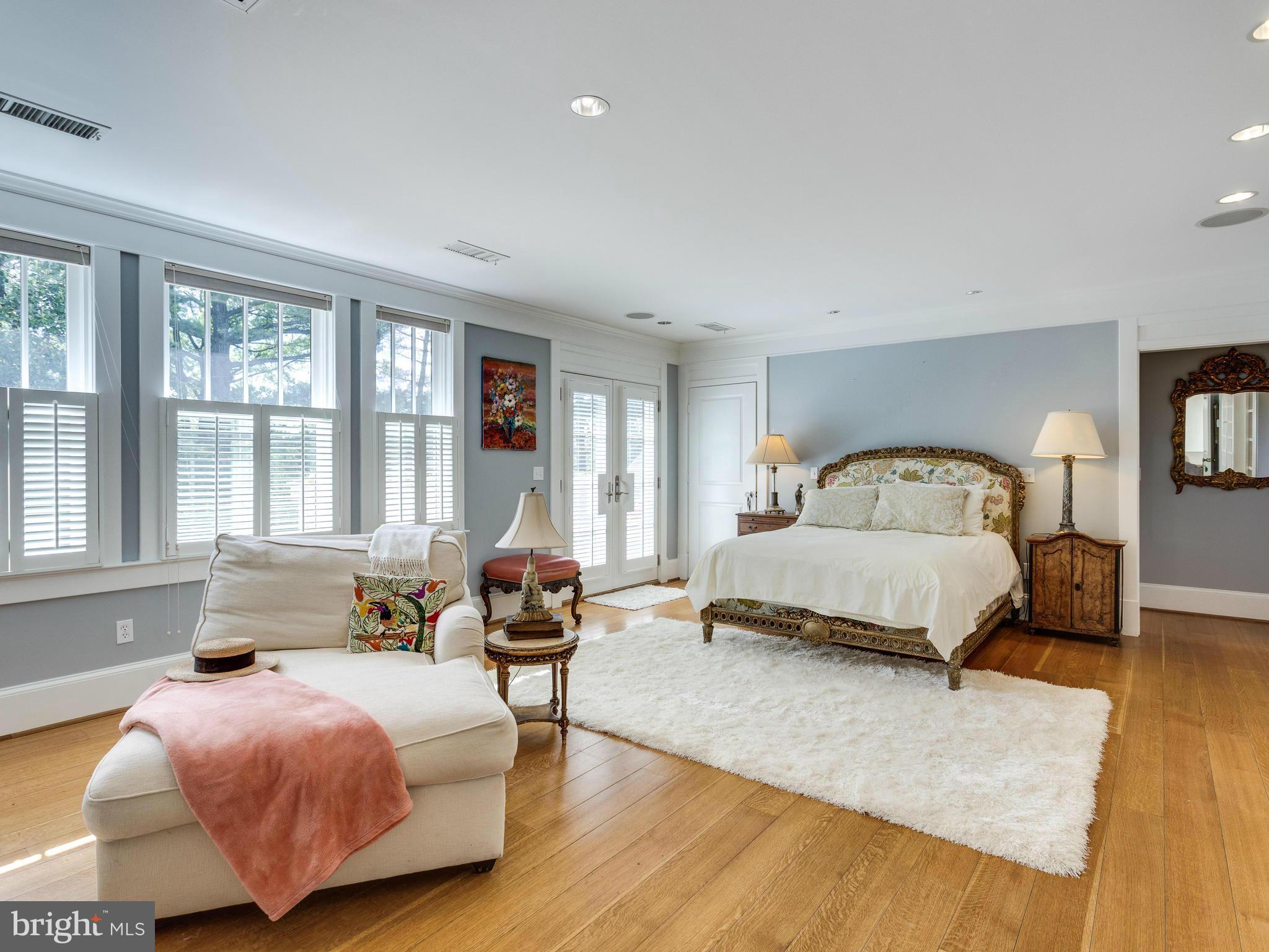 2776 Chain Bridge Road Vienna, VA 22181 - Photo 21 of 30 2nd Master Bedroom