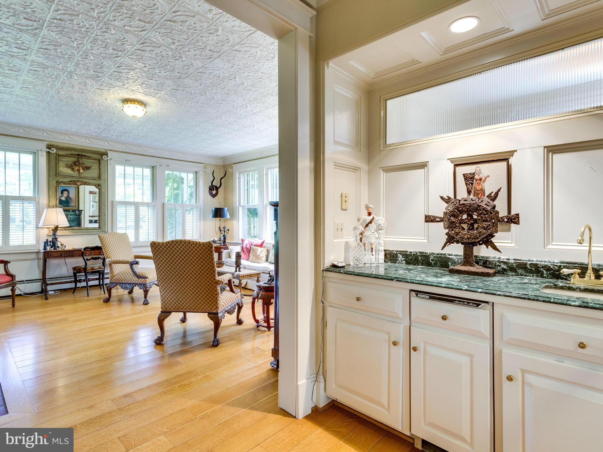 Wet Bar