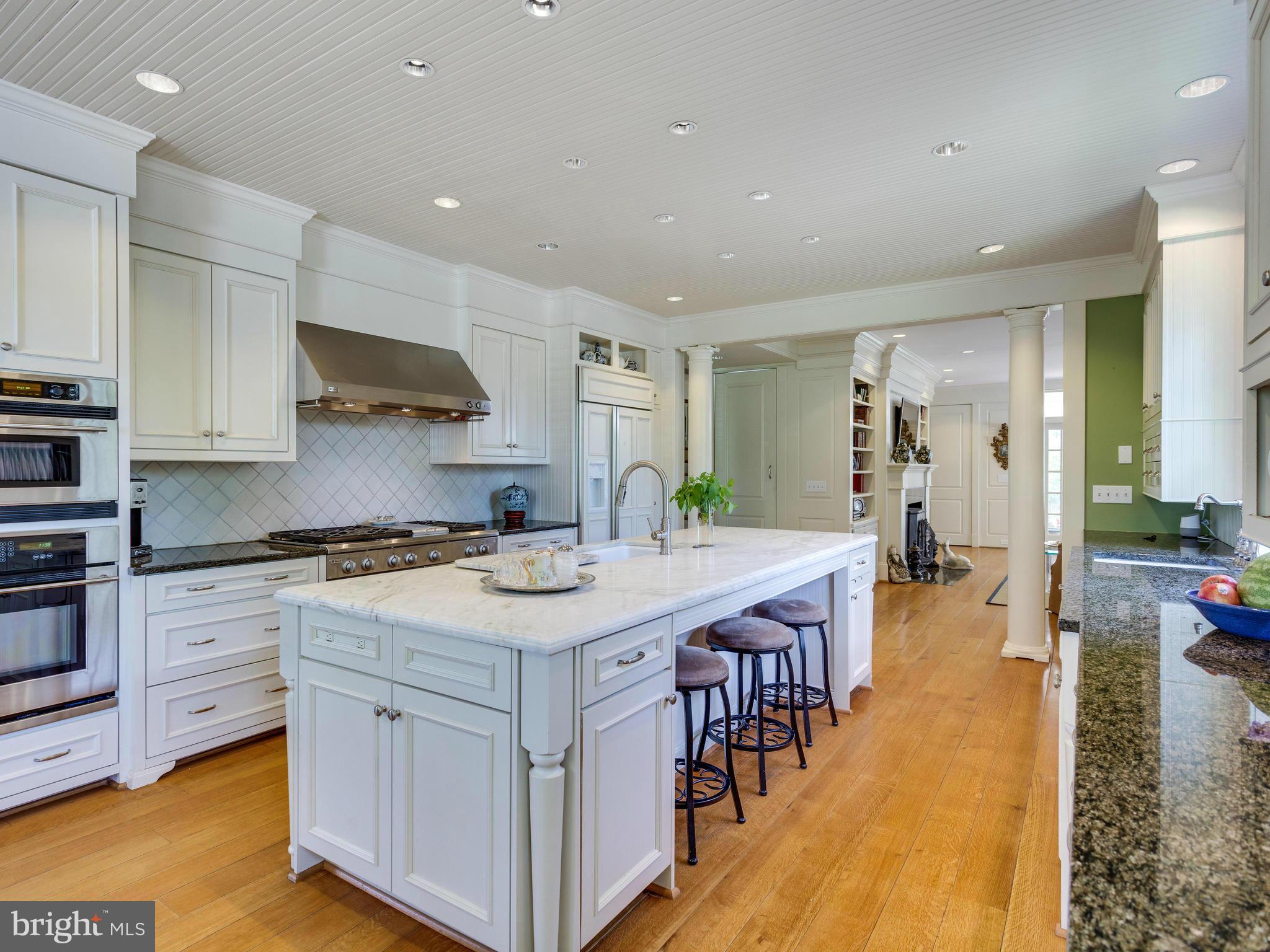 2776 Chain Bridge Road Vienna, VA 22181 - Photo 10 of 30 Kitchen