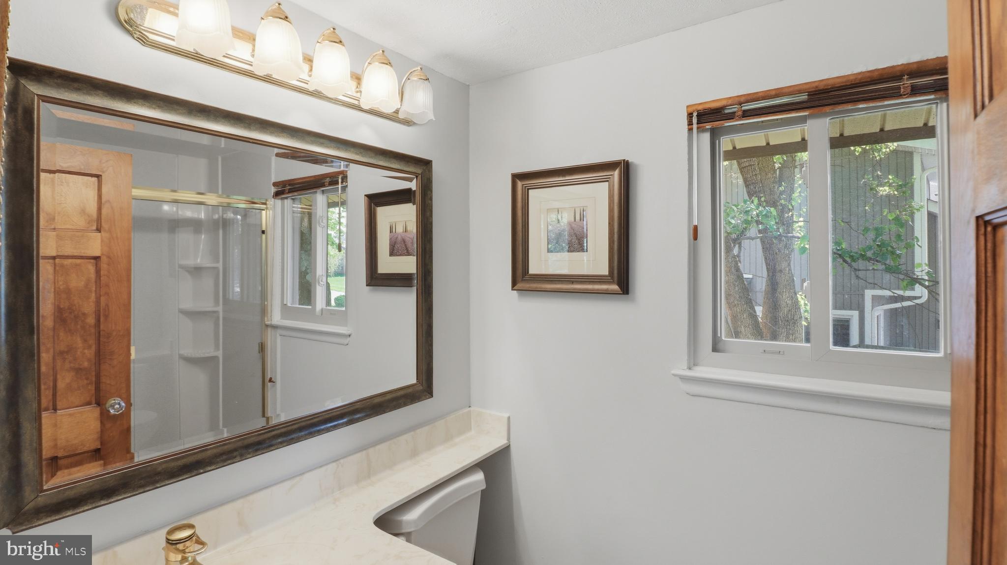 18925 Lindenhouse Road Gaithersburg, MD 20879 - Photo 15 of 49