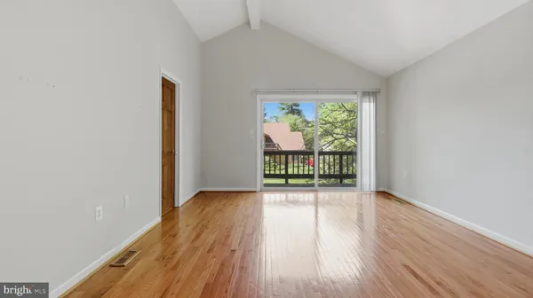 $3,390 | 18925 Lindenhouse Road, Gaithersburg, MD 20879