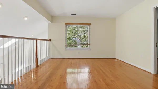 $3,390 | 18925 Lindenhouse Road, Gaithersburg, MD 20879