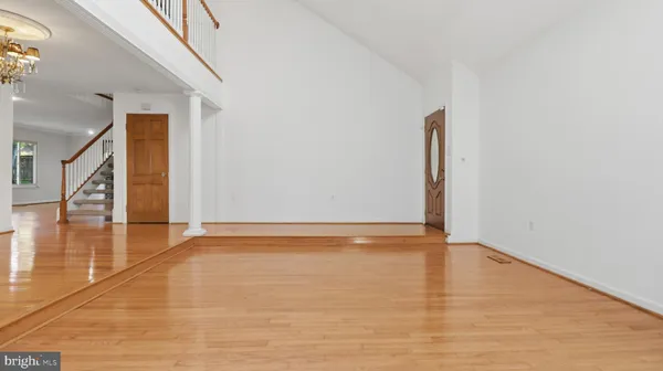 $3,390 | 18925 Lindenhouse Road, Gaithersburg, MD 20879