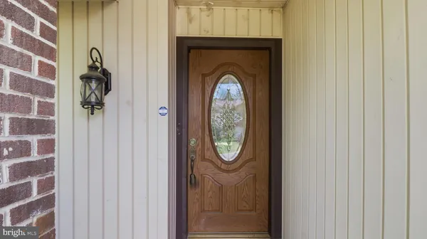 $3,390 | 18925 Lindenhouse Road, Gaithersburg, MD 20879
