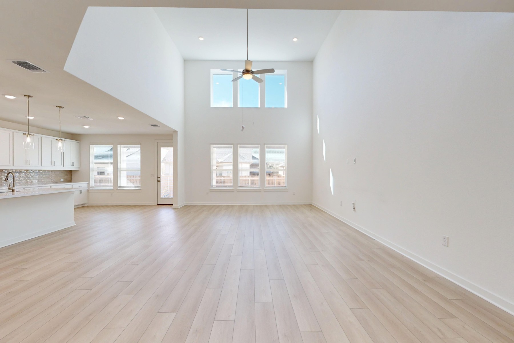2013 Billings Way Leander, TX 78641 - Photo 4 of 40