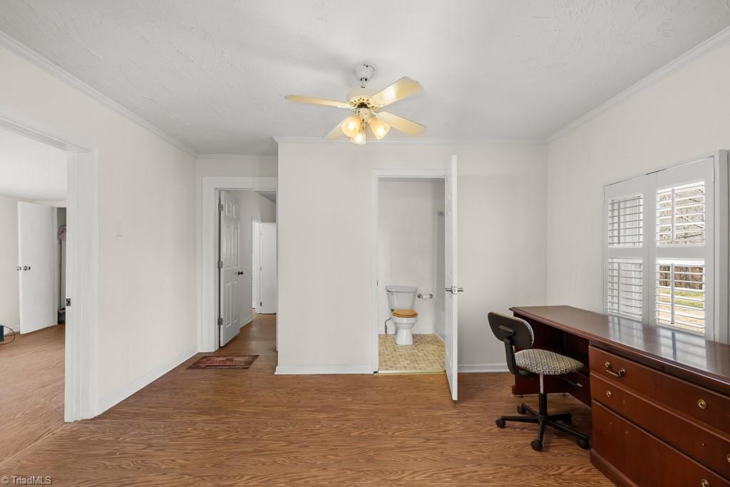 1269 Grooms Road Reidsville, NC 27320 - Photo 8 of 31 Hallway