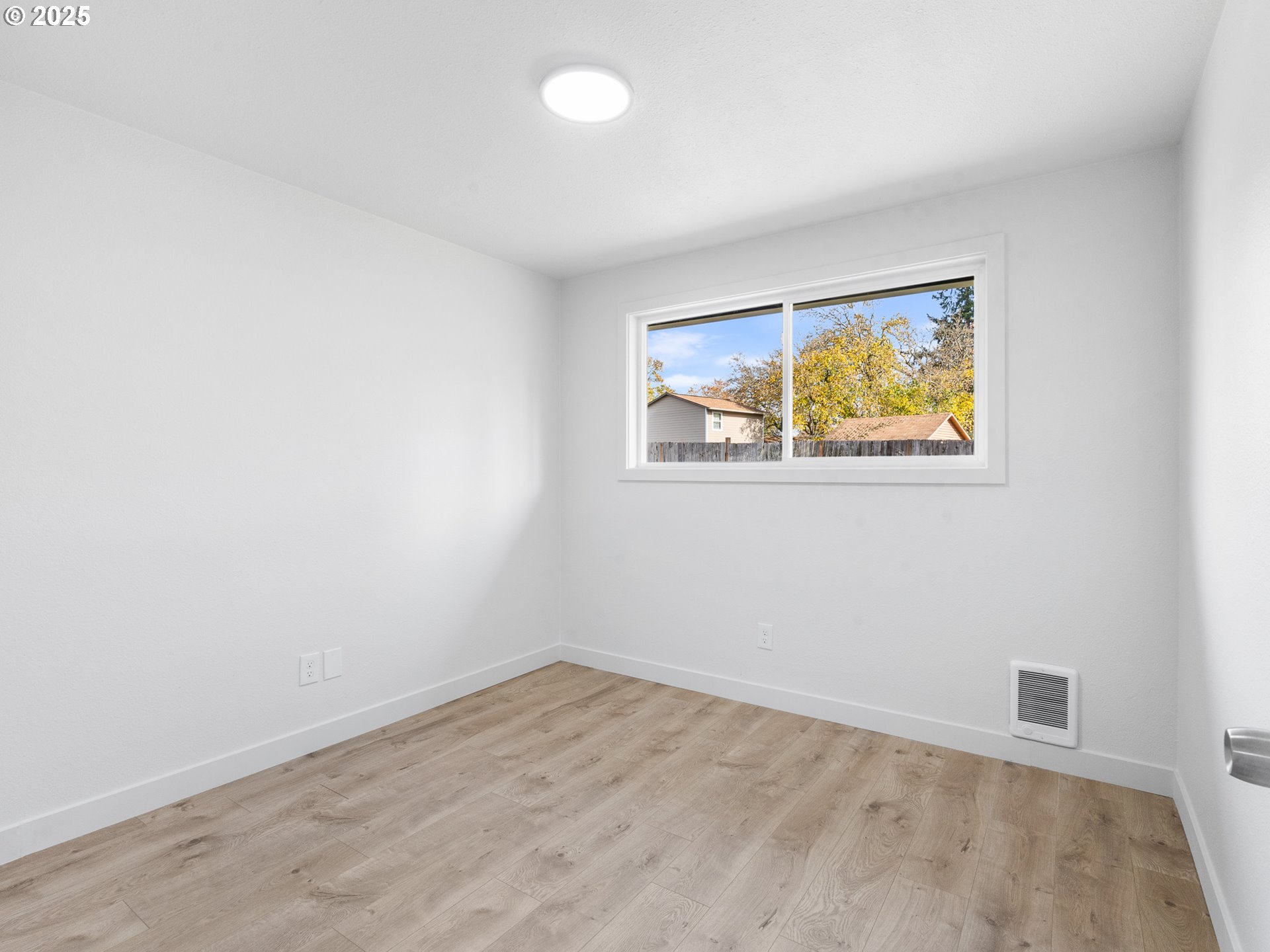 3980 Southwest 208th Court Beaverton, OR 97078 - Photo 16 of 30