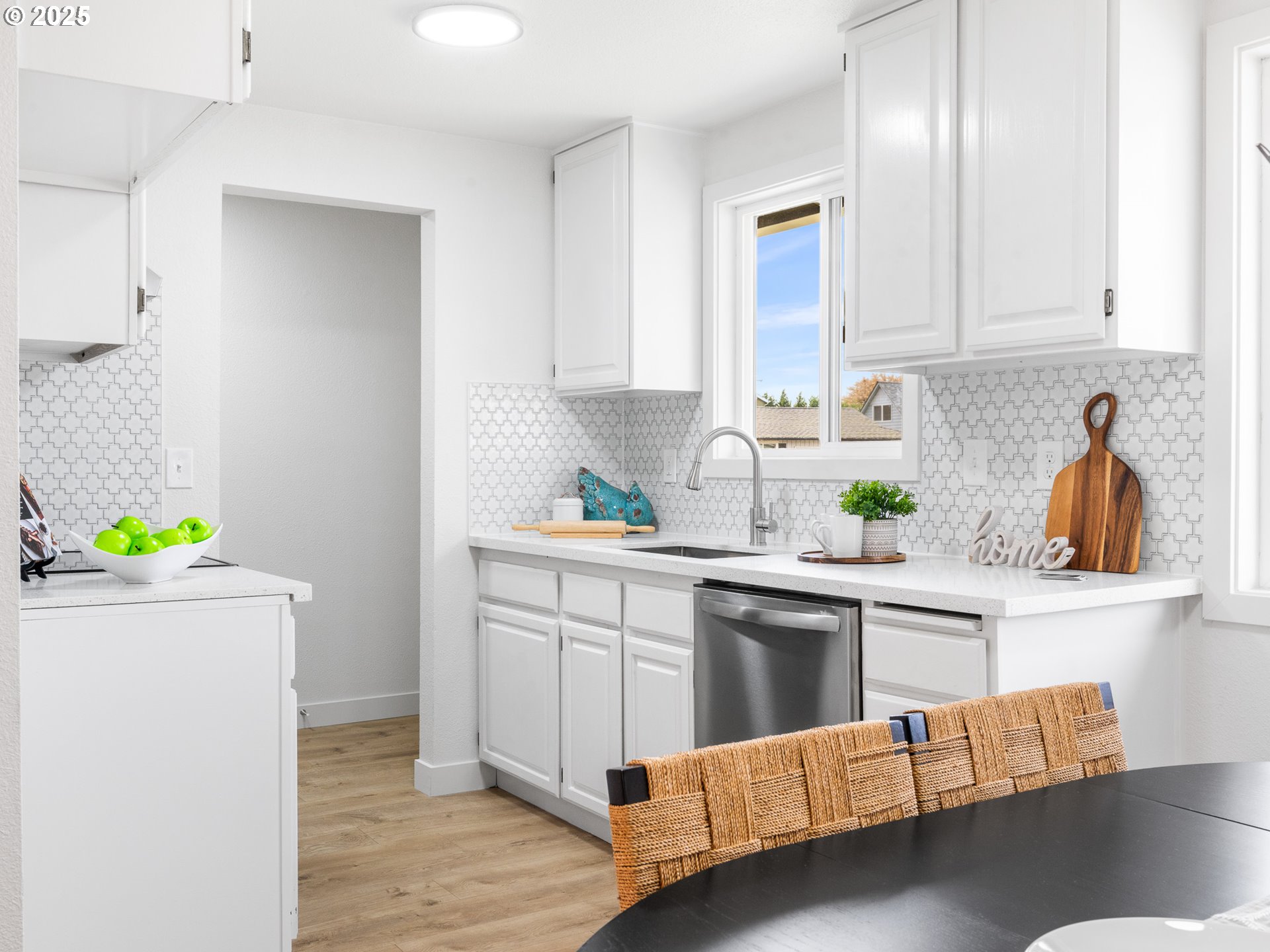 3980 Southwest 208th Court Beaverton, OR 97078 - Photo 8 of 30