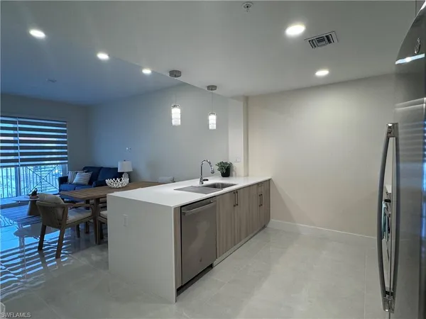 $2,000 | 26600 Rosewood Pointe Drive, Unit 102, Bonita Springs, FL 34135