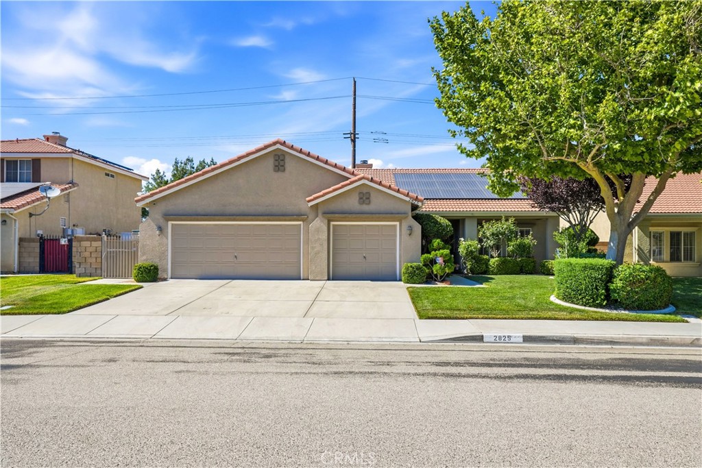 2825 Legends Way Lancaster, CA 93536 - Photo 32 of 36