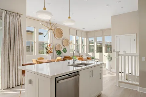 $975,000 | 16750 Coyote Bush Drive, Unit 94, San Diego, CA 92127