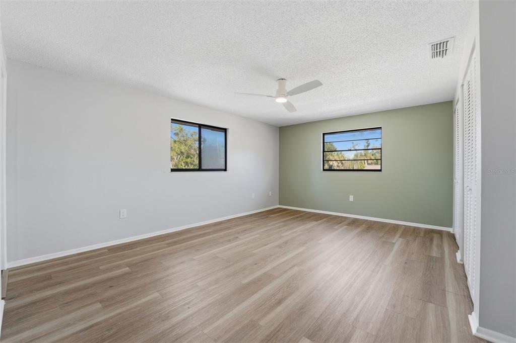 5328 Fox Run Road Sarasota, FL 34231 - Photo 17 of 27