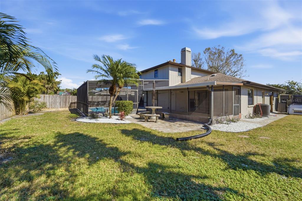 5328 Fox Run Road Sarasota, FL 34231 - Photo 25 of 27