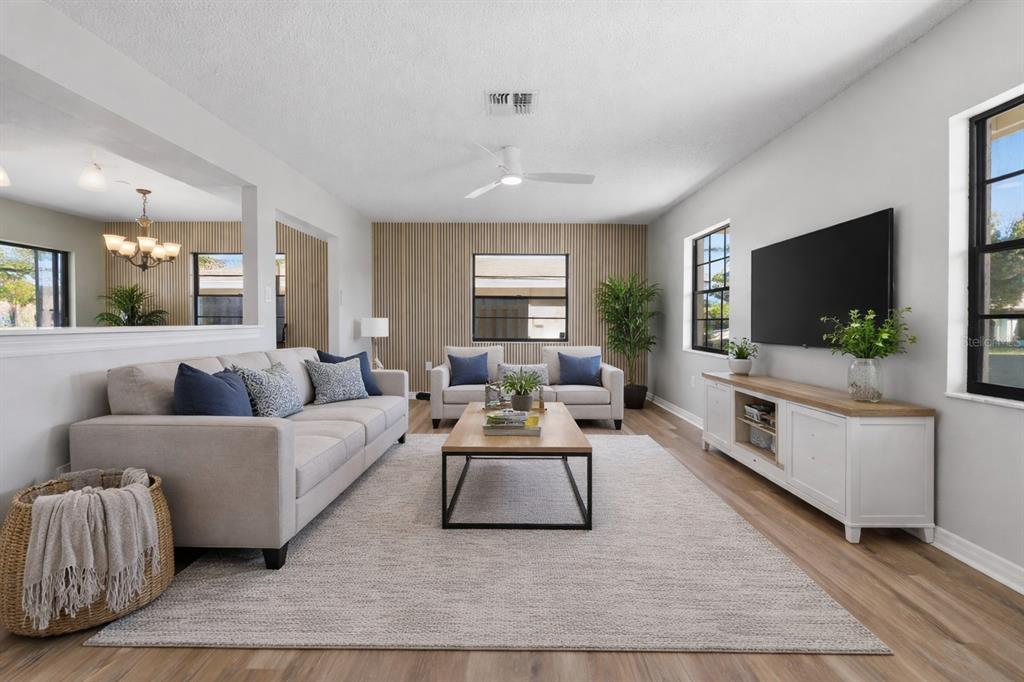 5328 Fox Run Road Sarasota, FL 34231 - Photo 4 of 27