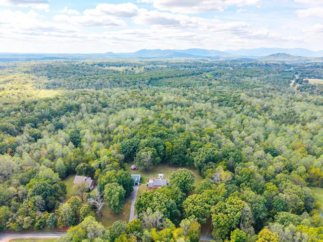 $675,900 | 1765 Winesap Road, Madison Heights, VA 24572