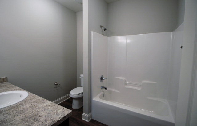13441 Cathedral Lane Silverhill, AL 36576 - Photo 13 of 15 Second Bath