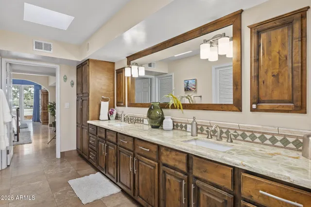 $1,495,000 | 5801 North 25th Place, Phoenix, AZ 85016