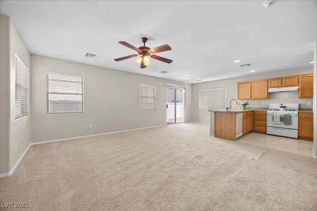 $1,750 | 6071 Carlisle Crest Lane, Las Vegas, NV 89139