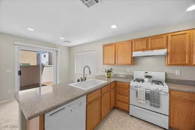 $1,750 | 6071 Carlisle Crest Lane, Las Vegas, NV 89139
