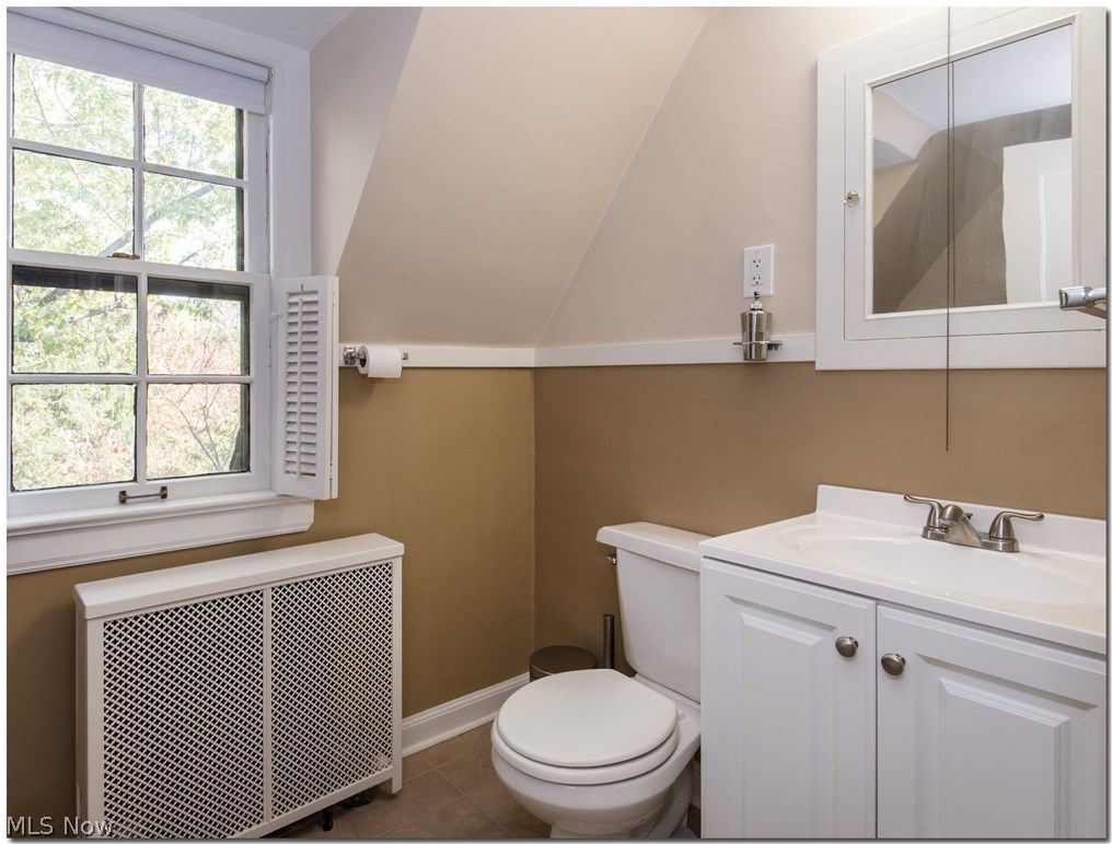 3366 Dorchester Road Cleveland, OH 44120 - Photo 24 of 30
