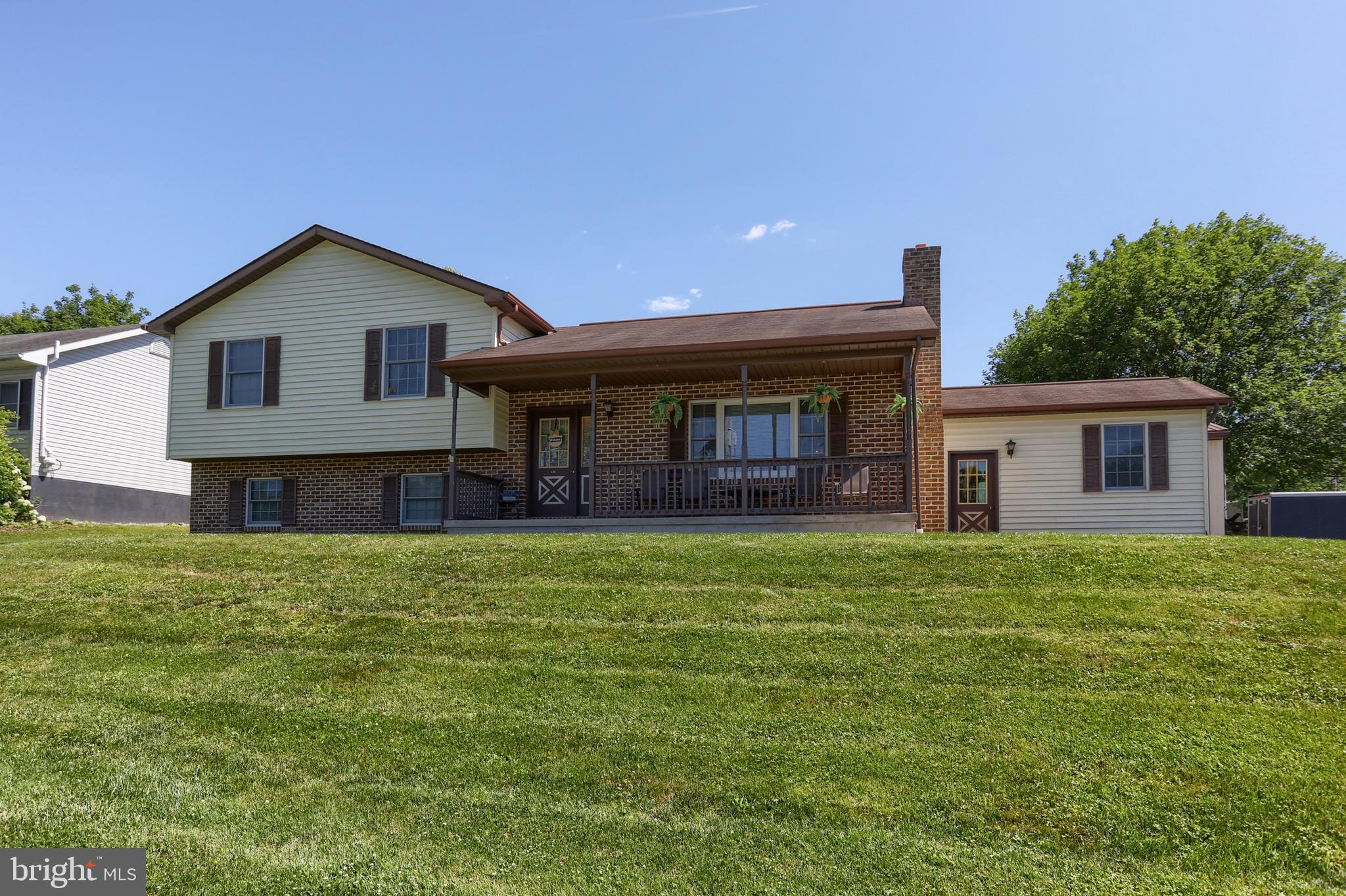 126 West Chestnut Street Jonestown, PA 17038 - Photo 1 of 37
