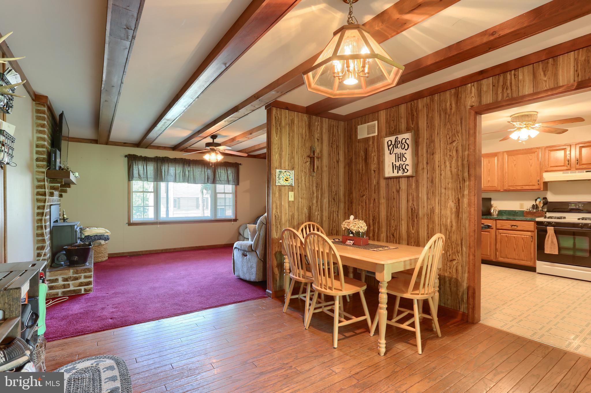 126 West Chestnut Street Jonestown, PA 17038 - Photo 2 of 37