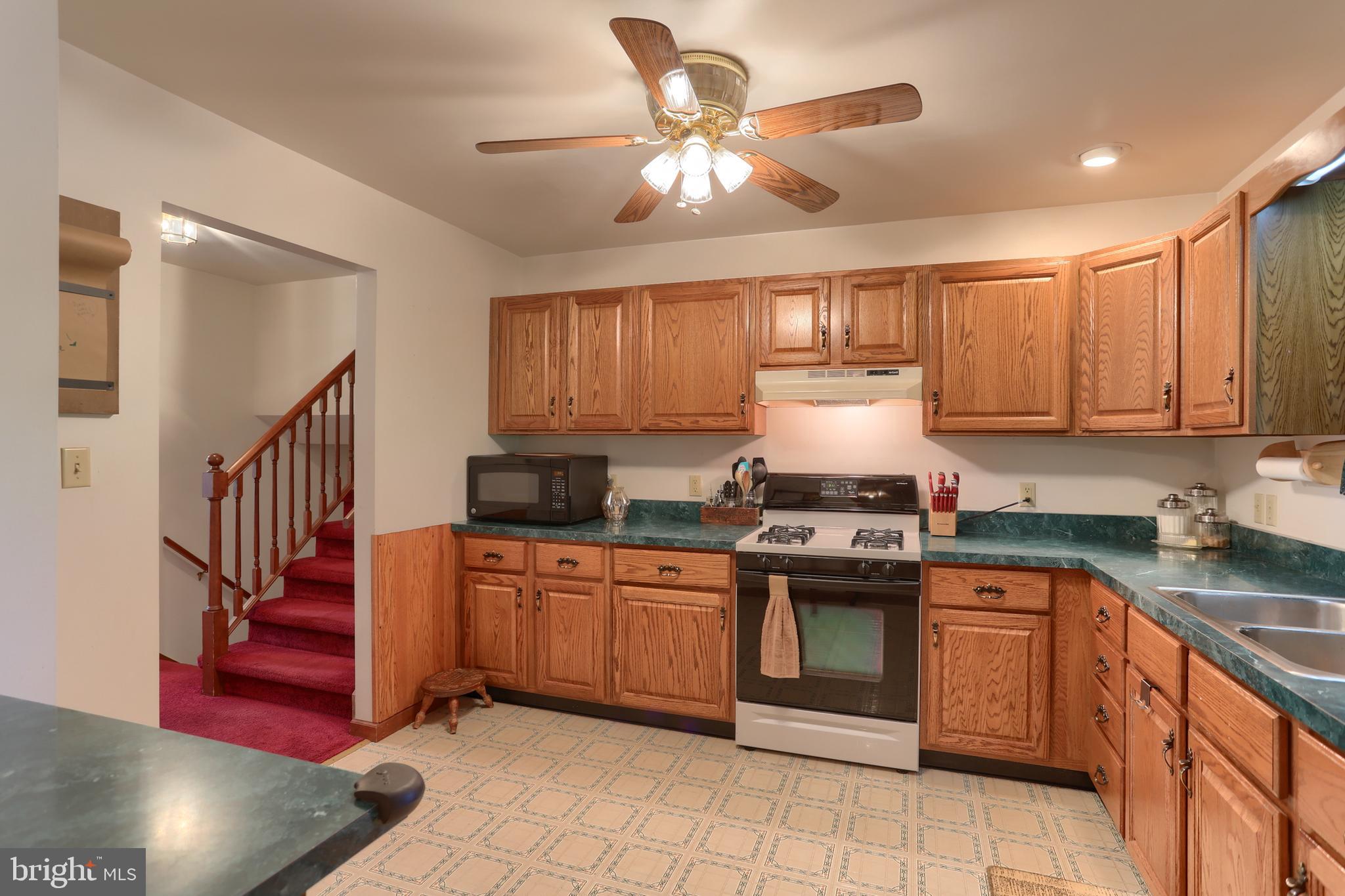 126 West Chestnut Street Jonestown, PA 17038 - Photo 13 of 37