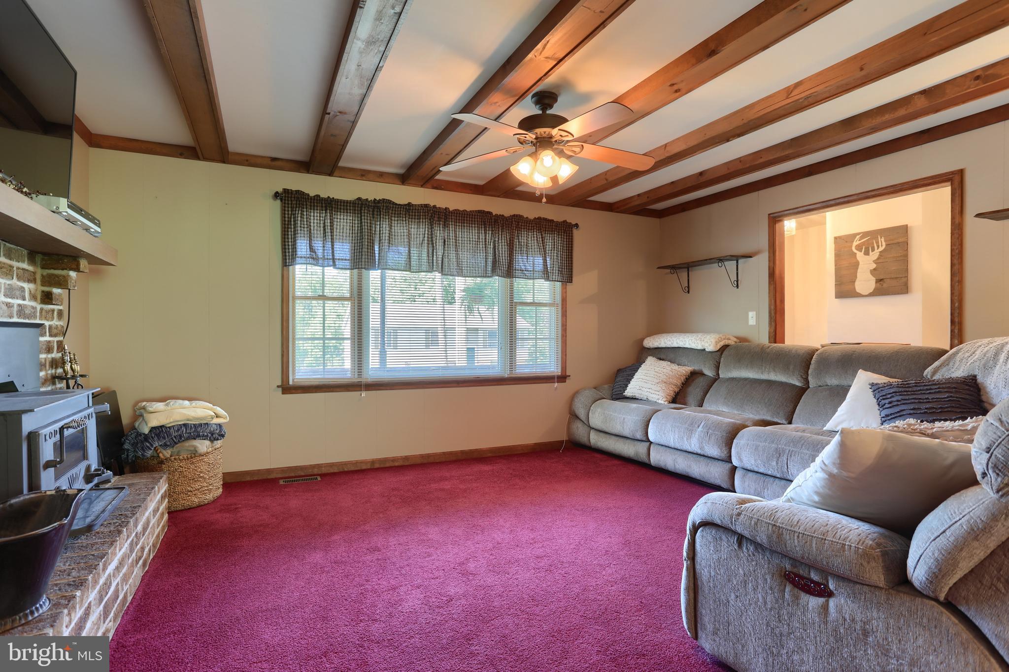 126 West Chestnut Street Jonestown, PA 17038 - Photo 4 of 37