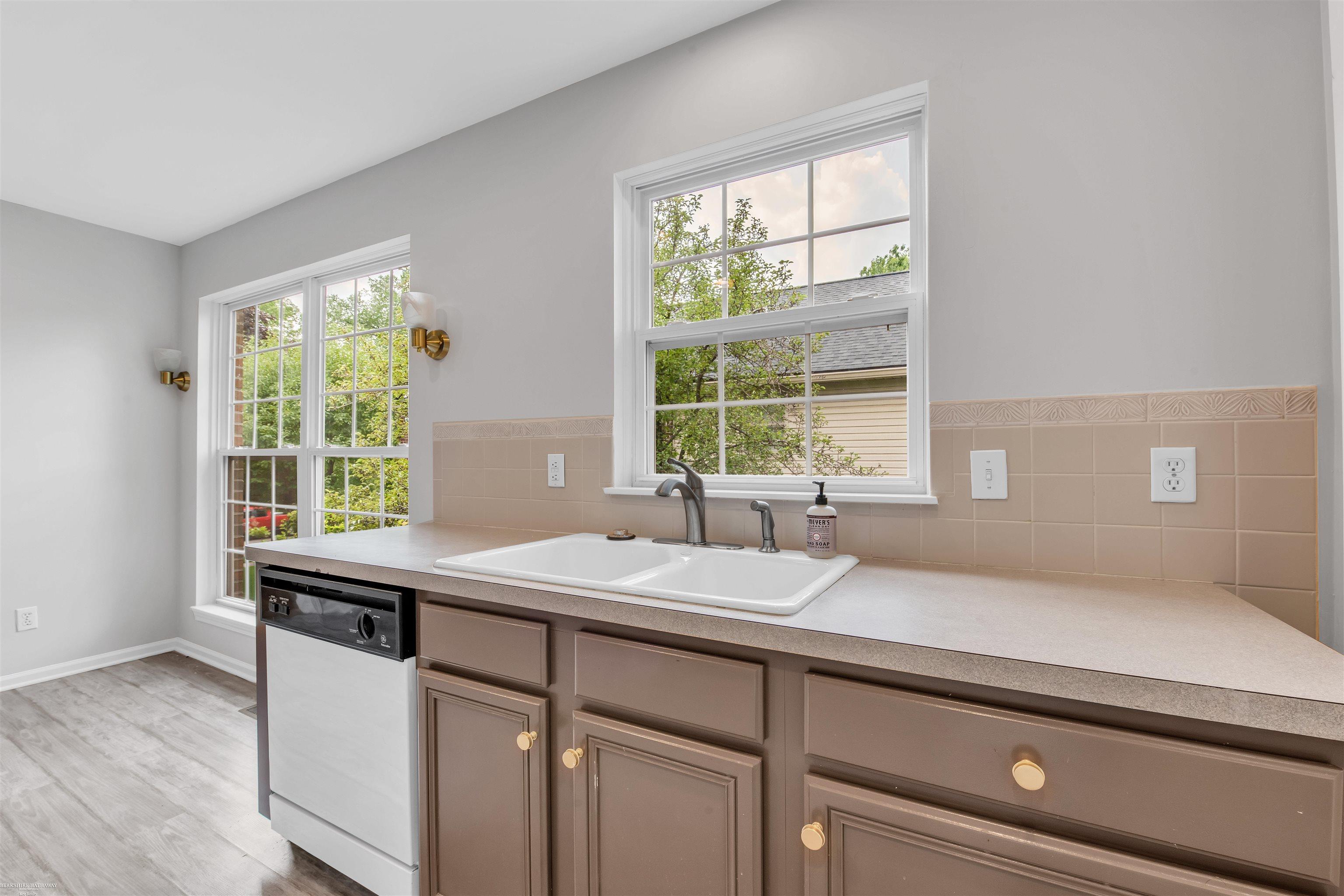 860 Neff Road Grosse Pointe, MI 48230 - Photo 7 of 30