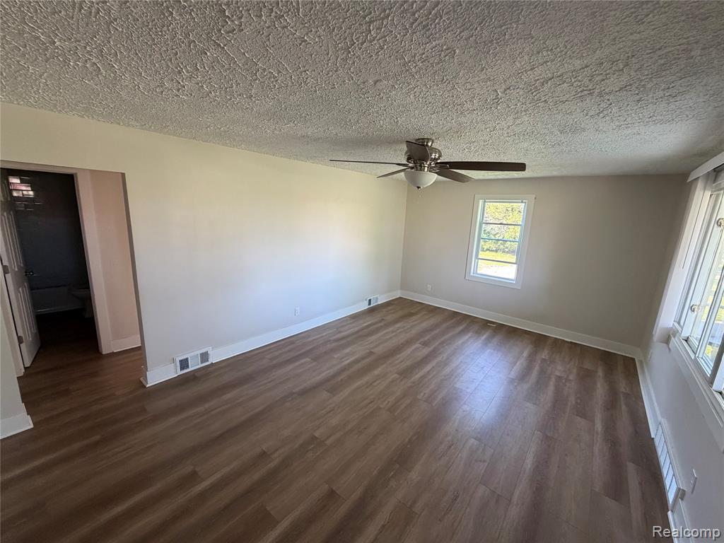 1246 House Road North Webberville, MI 48892 - Photo 2 of 22