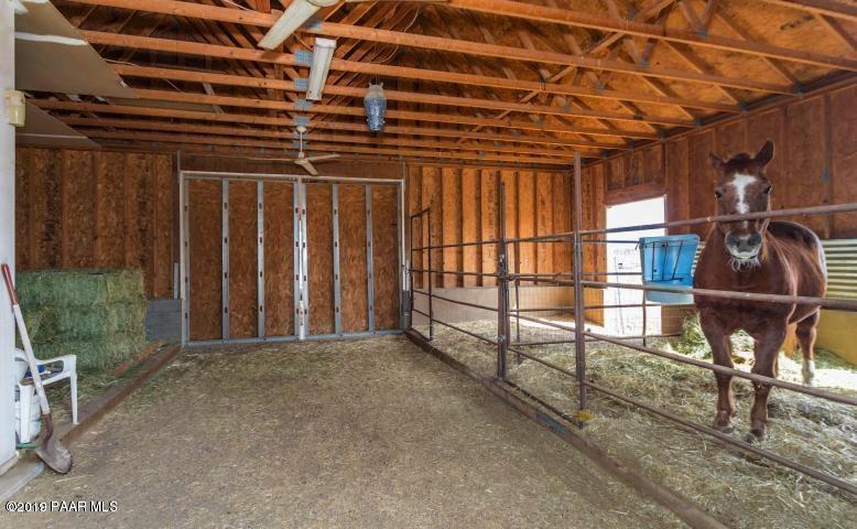 630 West Little Ranch Road Paulden, AZ 86334 - Photo 4 of 31 Image 3-12-19 at 1.43 PM